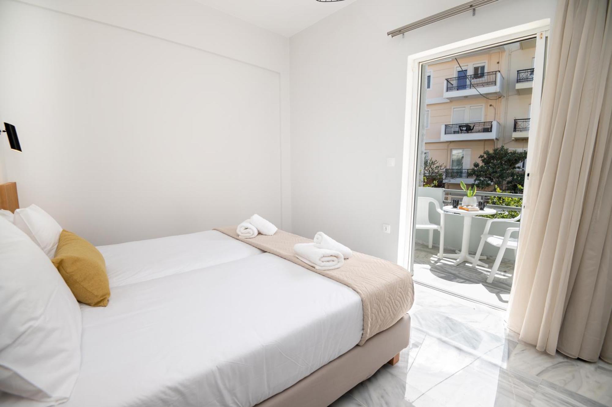 Mardinik Hotel Apartments 罗希姆诺 外观 照片