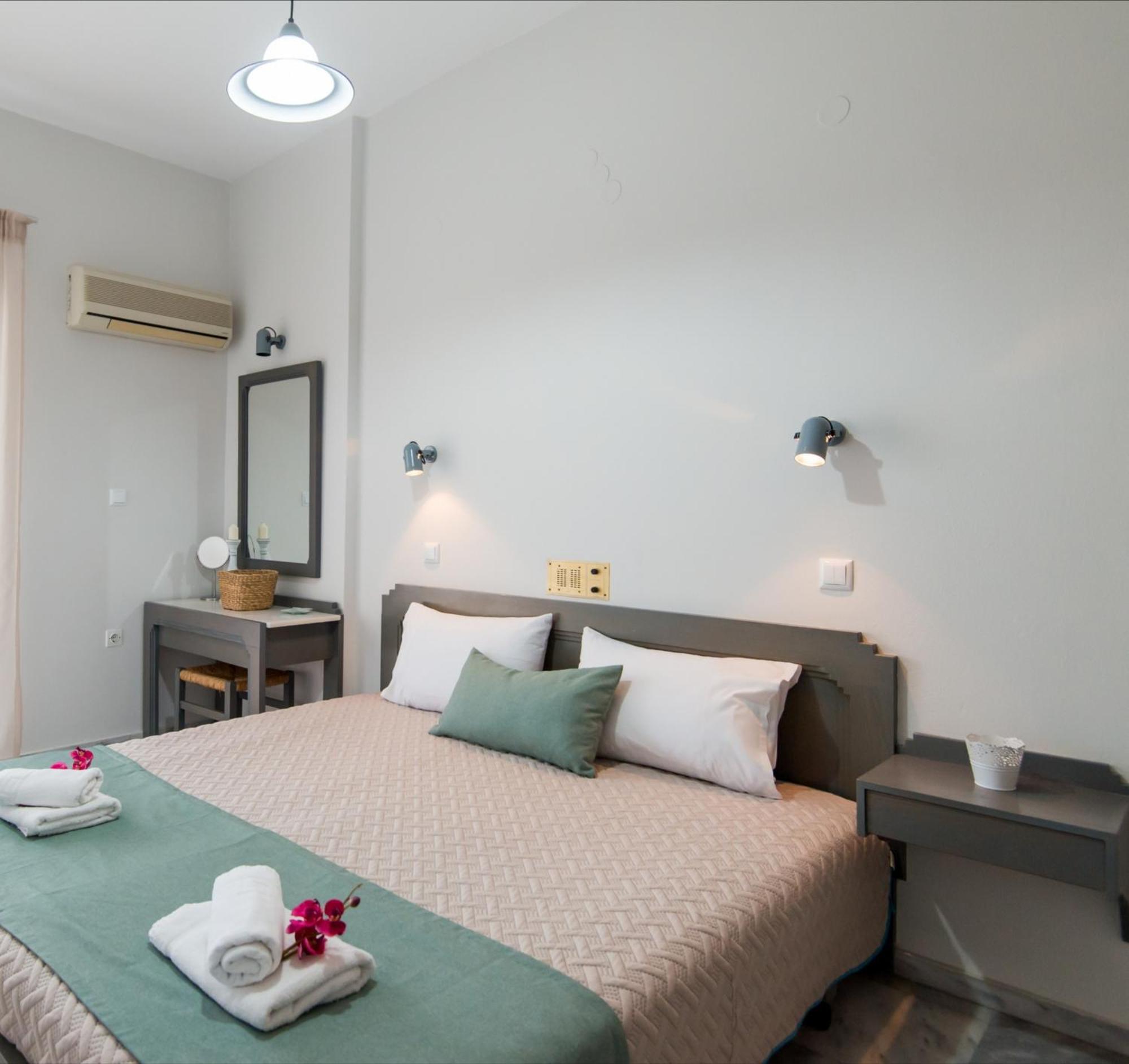 Mardinik Hotel Apartments 罗希姆诺 客房 照片