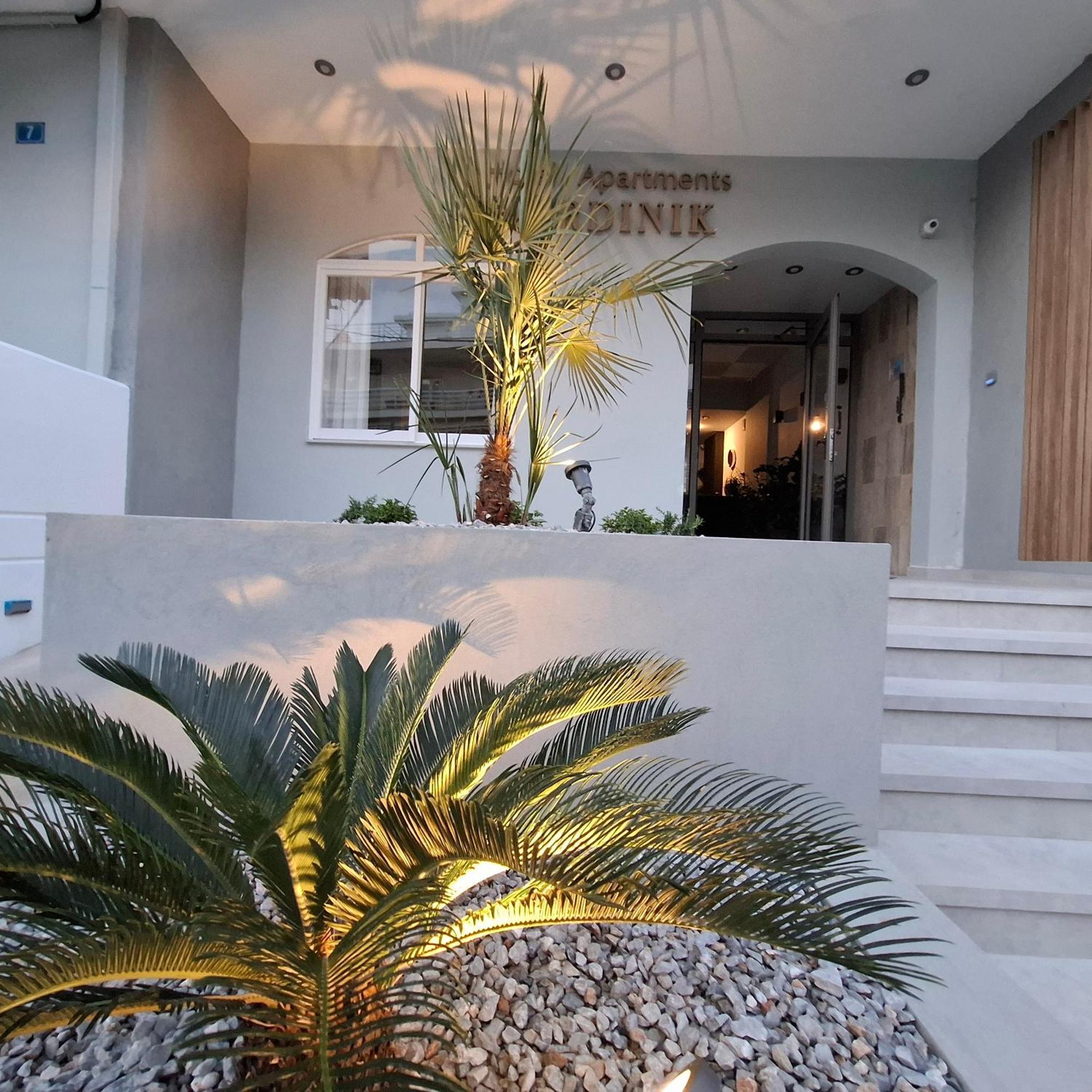 Mardinik Hotel Apartments 罗希姆诺 外观 照片